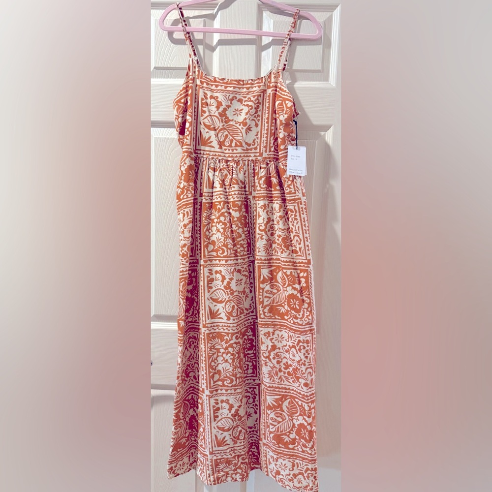 Maxi Japna dress, XL, new with tags on it has pockets.